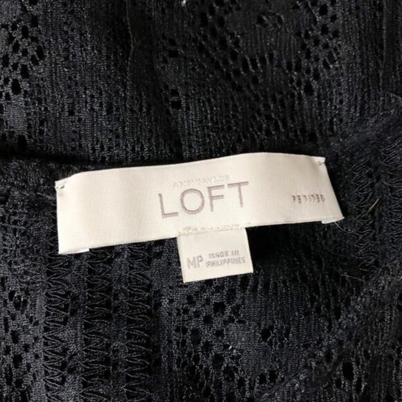 LOFT Medium Petite Womens Black Lace Sheer Top - Picture 5 of 6